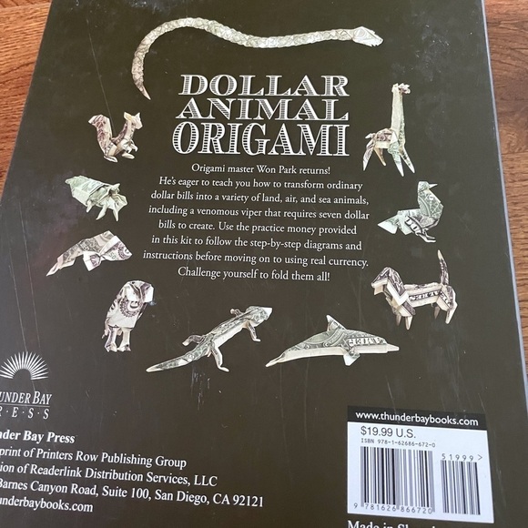 Dollar Animal Origami Kit: Book & 100 sheets of practice currency - Picture 4 of 4